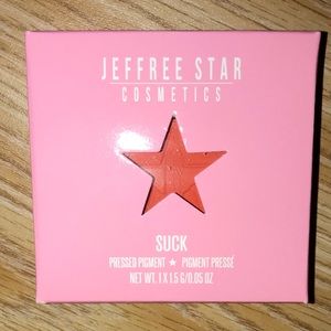 JSC Single Eyeshadow in shade Suck